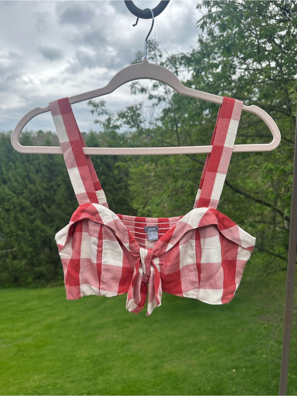 aerie Red & White Gingham Tie-Front Crop Top